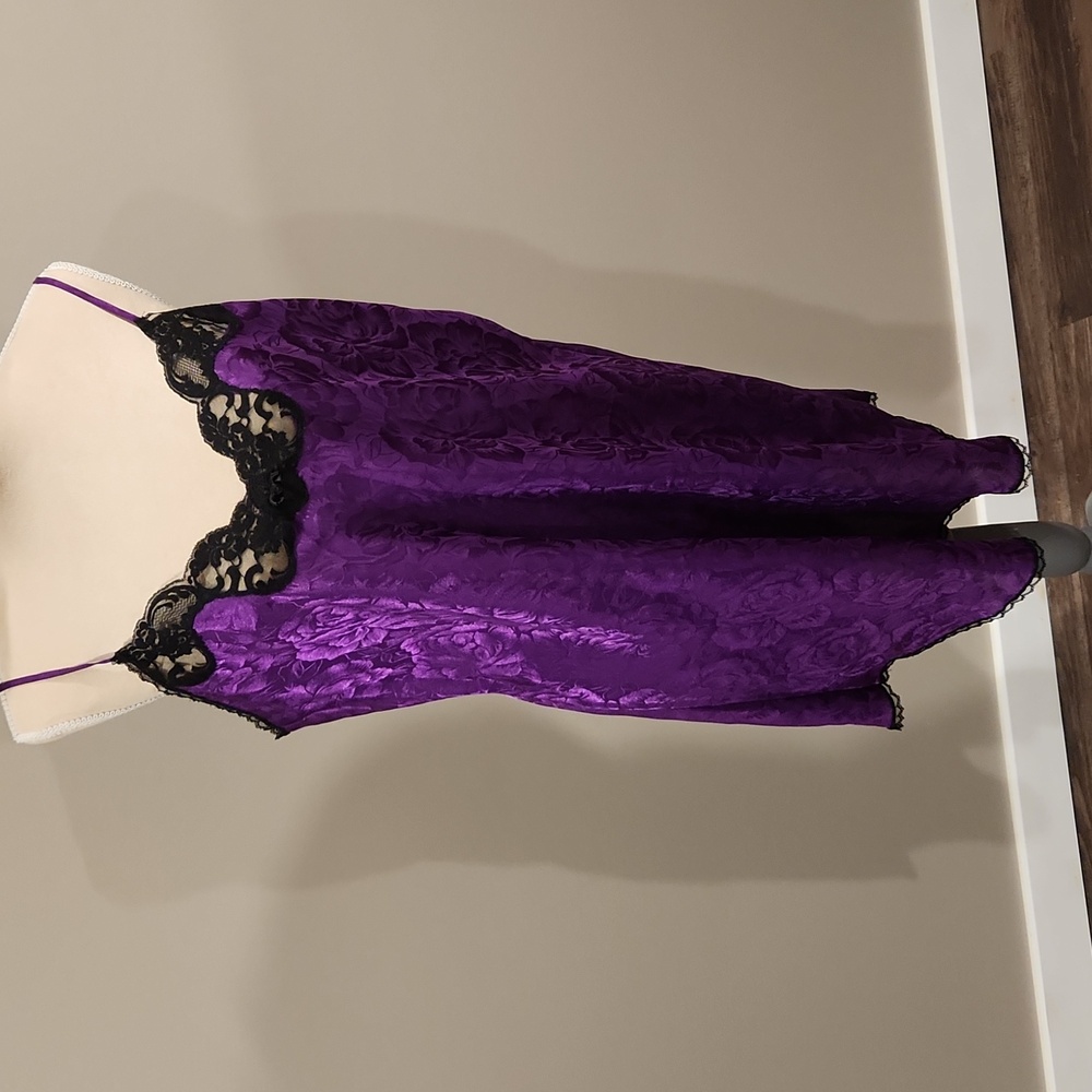 💥 Purple nighty